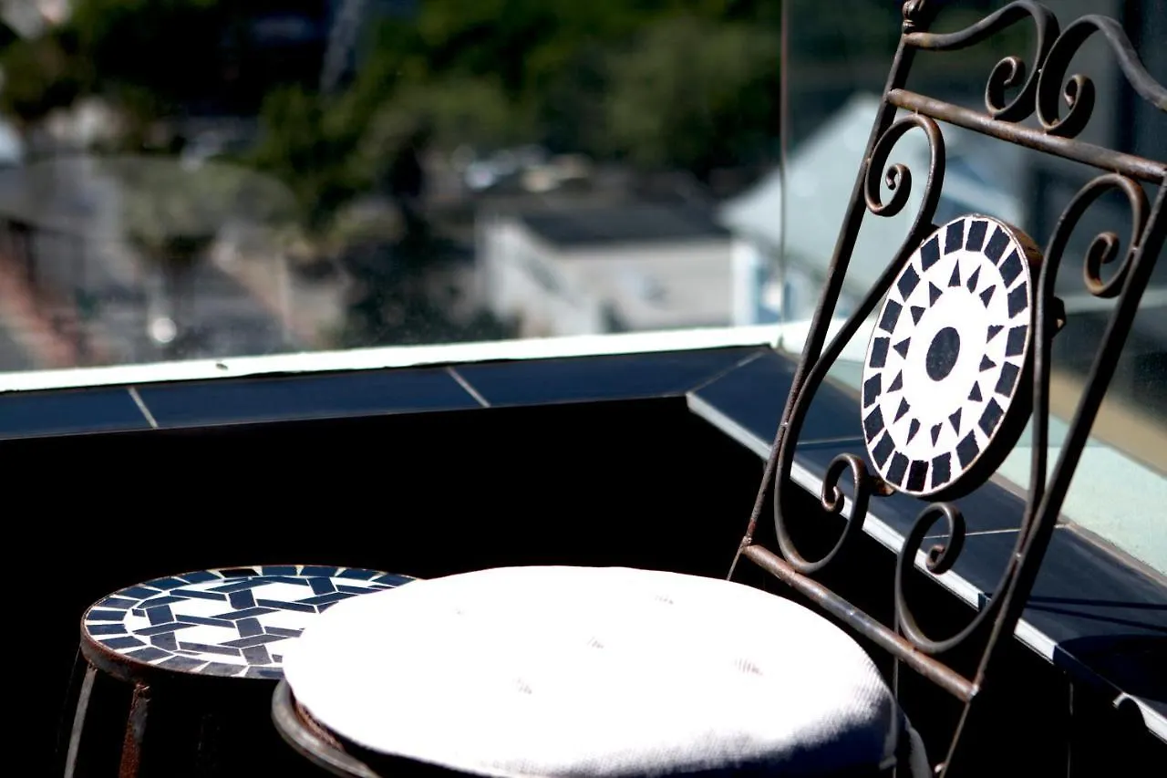 Stunning Apartment With City View, Outdoor Pool, Gym, De Waterkant, Cape Town