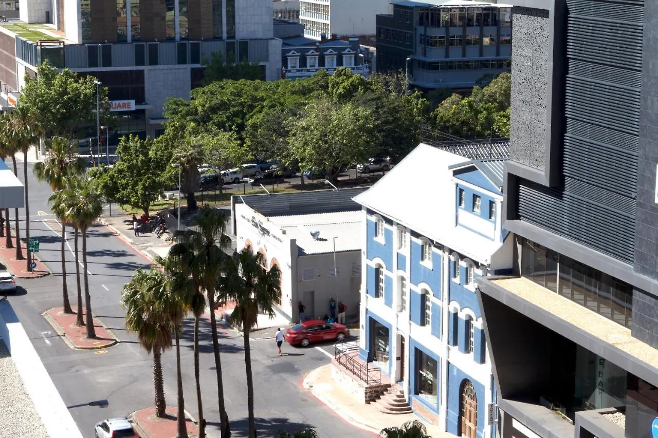 Stunning Apartment With City View, Outdoor Pool, Gym, De Waterkant, Cape Town
